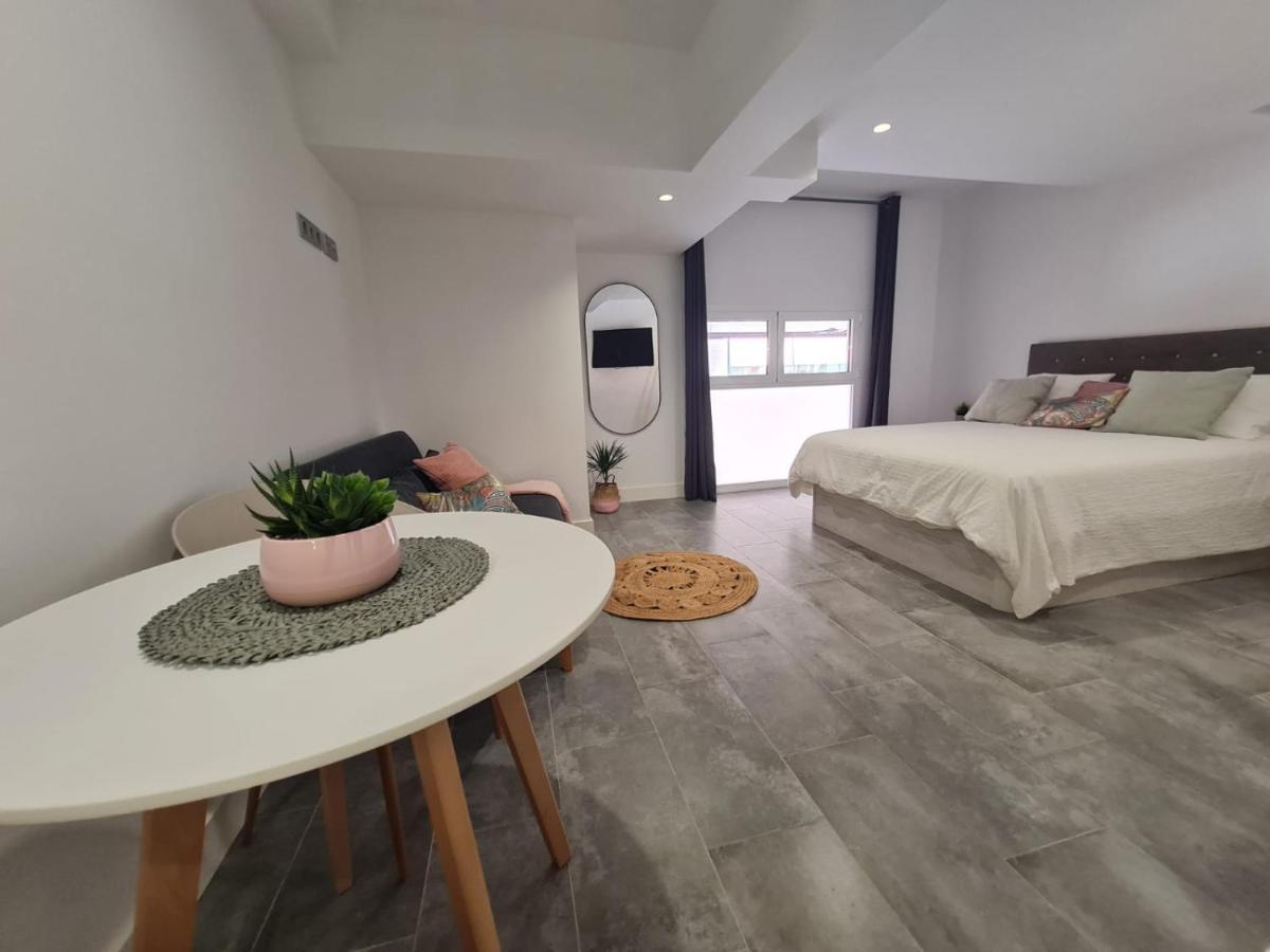 Loftinmalaga Lejlighedshotel Eksteriør billede
