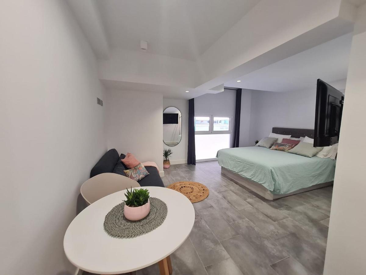 Loftinmalaga Lejlighedshotel Eksteriør billede